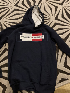 Блузка Tommy Hilfiger на продажу (2 фото из 2)