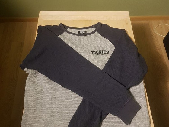 Pikk Dickies Suurus M Ideaalne seisukord Originaal