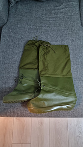 Pealetõmmatavad saapad / Overbootsid (1 foto / 3)
