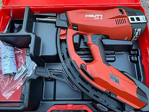 Гвоздезабивной пистолет на газе Hilti GX 3 + чемодан + чек (2 фото из 7)