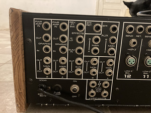 Peavey 1200 watt (4 фото из 8)