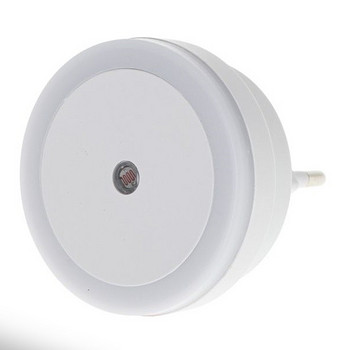 Nakts gaisma - LED lampa ar krēslas sensoru (PZD104)