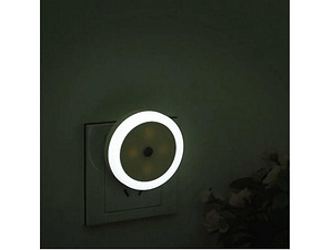 Nakts gaisma - LED lampa ar krēslas sensoru (PZD104) (4 foto no 4)