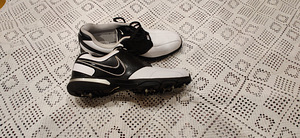 Golfi jalatsid Nike (3 foto / 4)