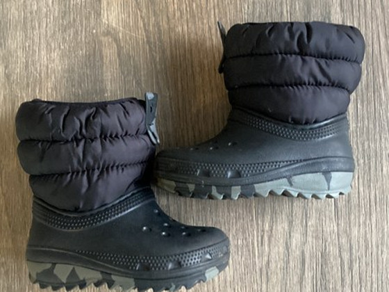 Crocs™ Classic Neo Puff Boot детские зимние сапоги US7 EU23.5