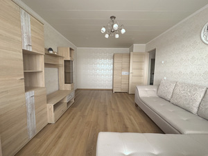 Pähklimäe tn 11, Pähklimäe, Narva, Ida-Virumaa (4 фото из 7)