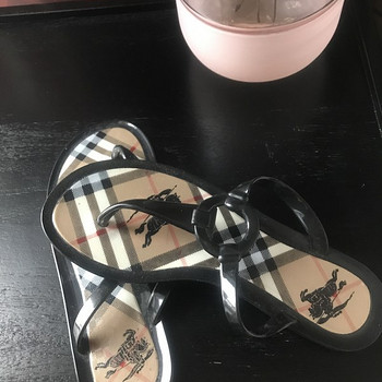 Burberry plätud