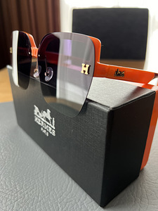 Очки в стиле Hermes (2 фото из 7)