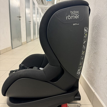 Автокресло Britax Römer