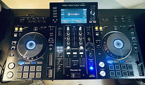 Pioneer XDJ-RX2 (1 фото из 1)
