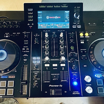 Pioneer XDJ-RX2