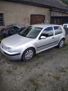 Golf IV GTI 2.0-85 kw (8 foto / 9)