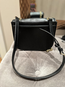 DKNY must käekott nahk (2 foto / 5)