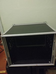 19" Rack 8U (2 foto / 6)