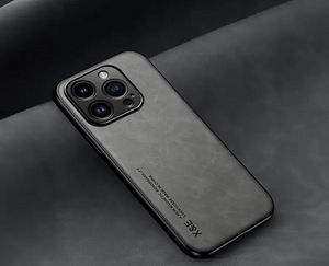 iPhone 15 Pro (1 foto / 2)