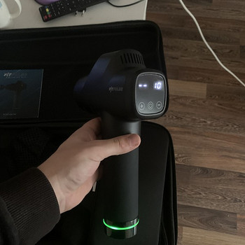 Массажный пистолет