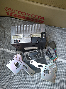 Toyota Hilux PZ476-00212-A0 86212-0K030 86211-0K030 (3 foto / 3)