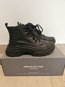 Palladium Pallawawe saapad, suurus 40 (1 foto / 6)