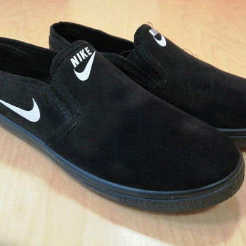 Müüa Nike tennised nr. 37