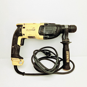 Puurvasar DeWalt D25133 p02 b7298 (1 foto / 1)