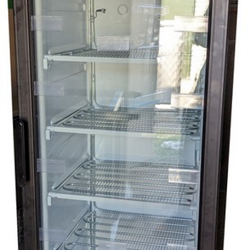 Витринный морозильник TEFCOLD UFSC370G