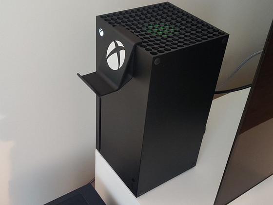 Xbox series X puldihoidja
