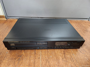 Проигрыватель компакт-дисков Marantz CD-65 (2 фото из 3)