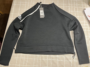 Uus Adidas Pusa, xs (1 foto / 1)