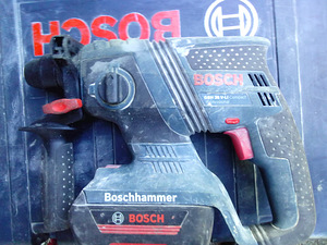 Puur Bosch hammer GBH 36 V-LI Compact (1 foto / 2)