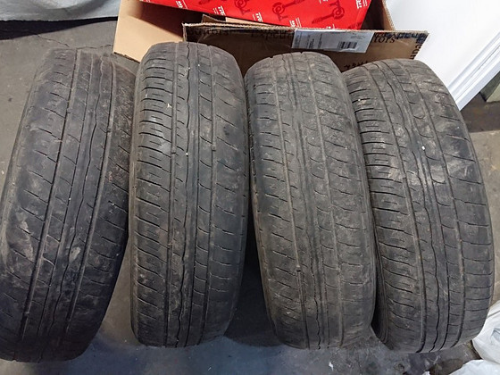 Dunlop 175/65 R15 Rehvid