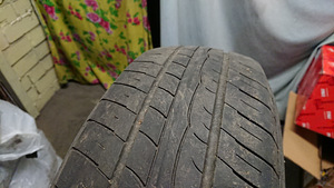 Шины Dunlop 175/65 R15 (5 фото из 5)