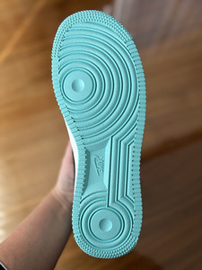 Nike Air Force 1 Low Tiffany & Co (5 фото из 6)