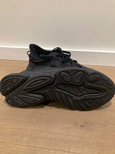 Adidas OSWEEGO tossud (2 foto / 3)