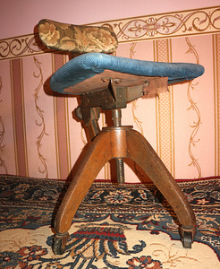 Åtvidabergs antiikne kontori/ töötool (2 foto / 8)