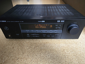 YAMAHA RX-V359 AV-RECEIVER (1 foto / 3)