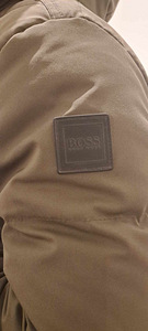 КУРТКА HUGO BOSS, РАЗМЕР М 46 (5 фото из 6)