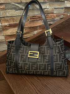 Naiste kott FENDI (1 foto / 5)