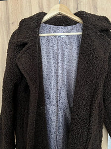Пальто (2 фото из 2)