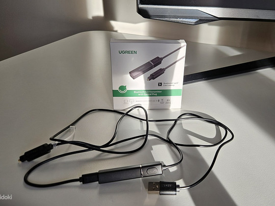 UGREEN Bluetooth Transmitter 4.2
