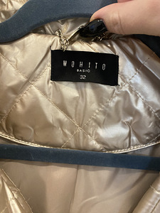 Пальто (2 фото из 3)