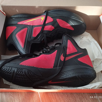Nike .новые. 48 размер