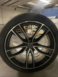 Оригинальные легкосплавные диски R23 Mercedes-Benz AMG + Mic (2 фото из 2)
