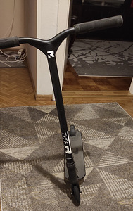 Трюковой Самокат "ROOT TYPE R PRO SCOOTER MATTE BLACK" (1 фото из 3)