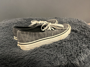 Кроссовки Vans серого цвета (2 фото из 6)