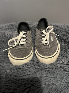 Кроссовки Vans серого цвета (4 фото из 6)