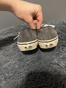 Кроссовки Vans серого цвета (5 фото из 6)
