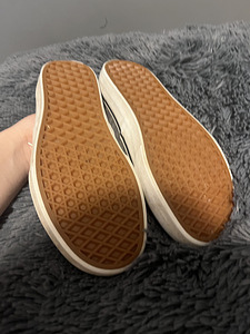 Кроссовки Vans серого цвета (6 фото из 6)