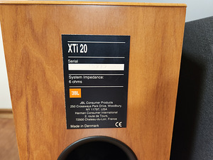 Двухполосная акустическая система JBL XTi20 (4 фото из 4)