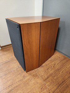 JBL XTi SUB300 12 tolli Active Subwoofer System (2 foto / 4)