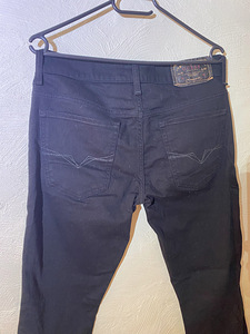Mustad meeste Guess teksad suurus 31 (2 foto / 7)